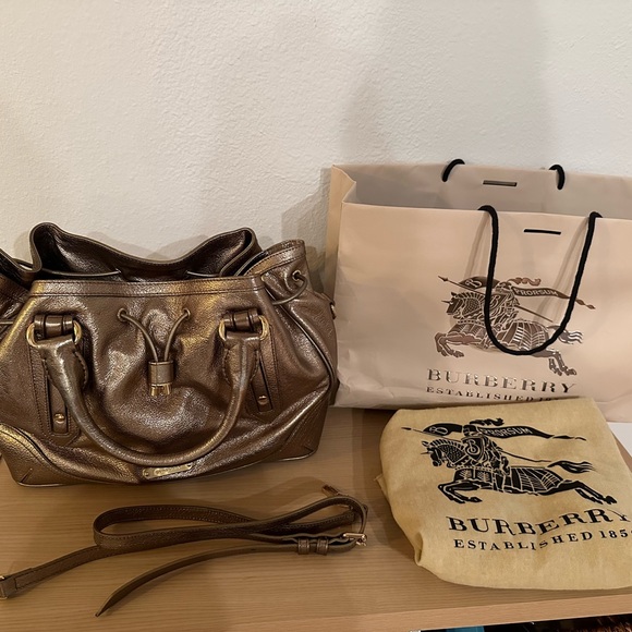 Burberry Metallic Leather Drawstring Satchel Bag NEW WITHOUT TAGS - Picture 11 of 11